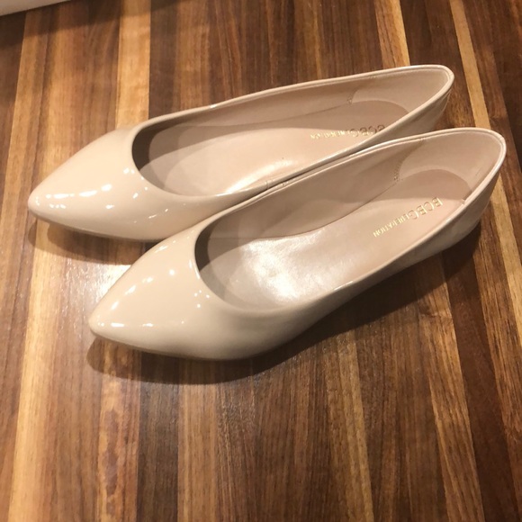BCBG Nude Patent Flat - Size 9 - Picture 4 of 8
